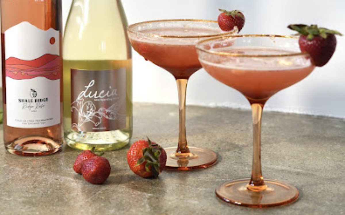 Easy Strawberry Rosé Spritz to Make At-home